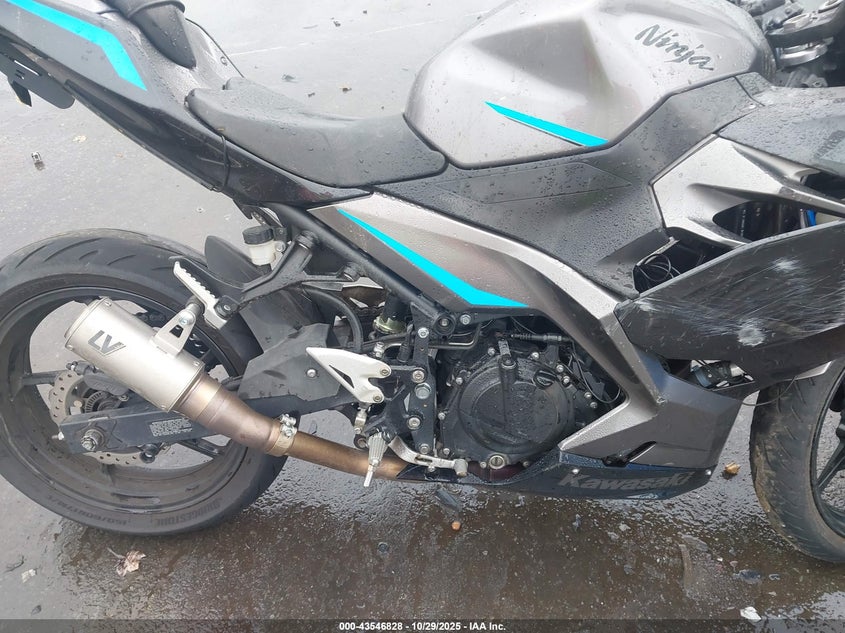 2021 Kawasaki Ex400 VIN: JKAEXKG18MDA98024 Lot: 43546828