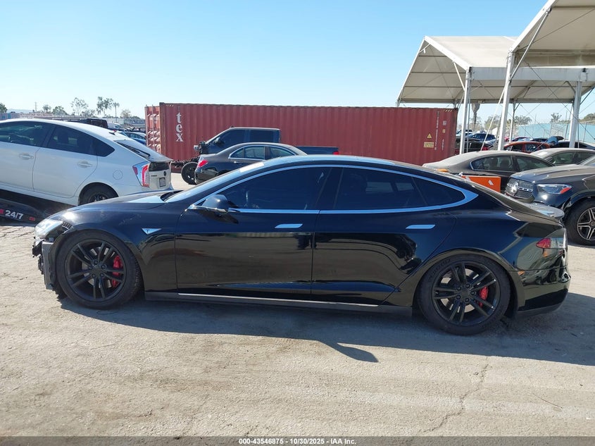 2014 Tesla Model S P85 VIN: 5YJSA1H11EFP33207 Lot: 43546875