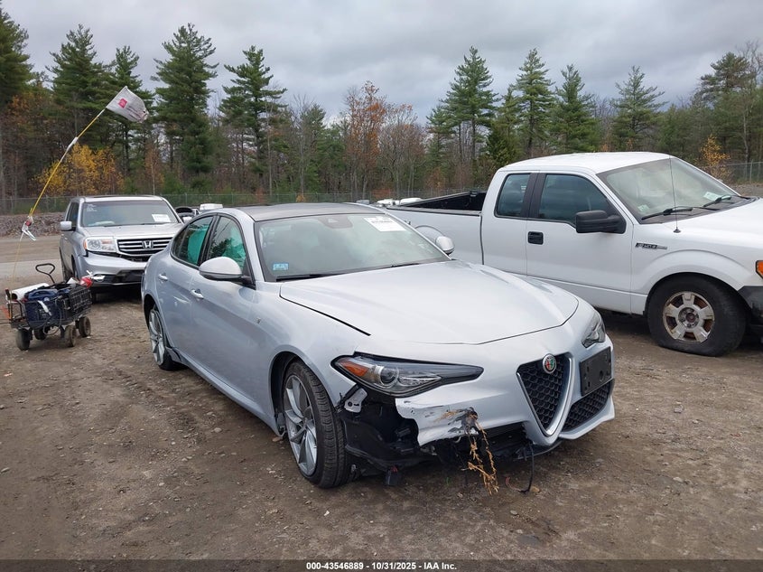 ALFA ROMEO GIULIA TI AWD