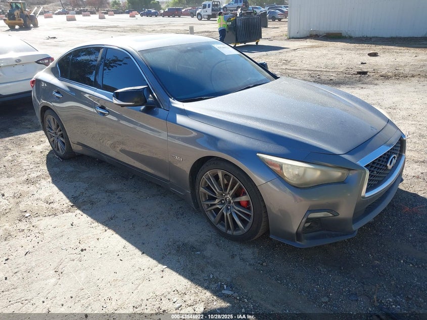 INFINITI Q50 3.0T RED SPORT 400