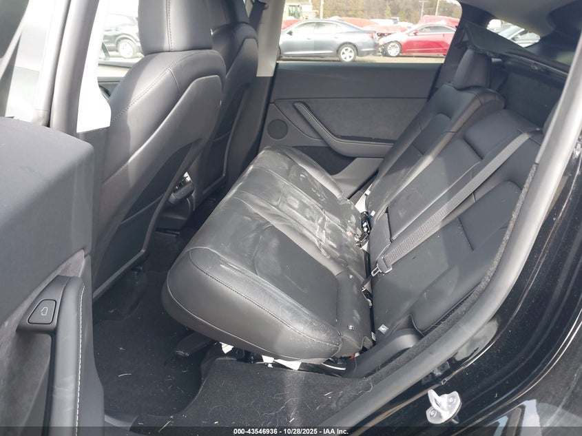 2025 Tesla Model Y Performance Dual Motor All-Wheel Drive VIN: 7SAYGDEF6SA351549 Lot: 43546936