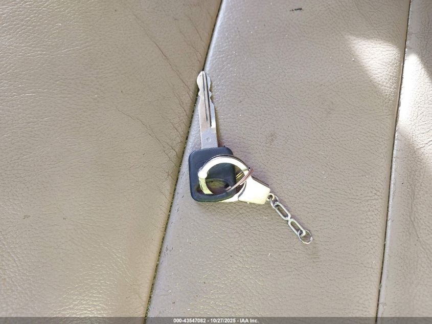 2004 Ford F-250 Lariat/Xl/Xlt VIN: 1FTNW21L94ED87200 Lot: 43547082