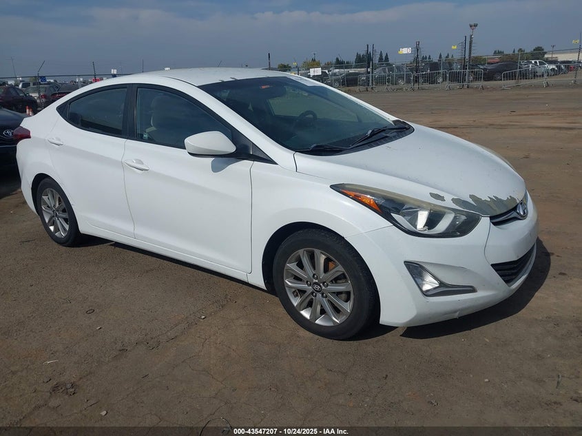 HYUNDAI ELANTRA SE