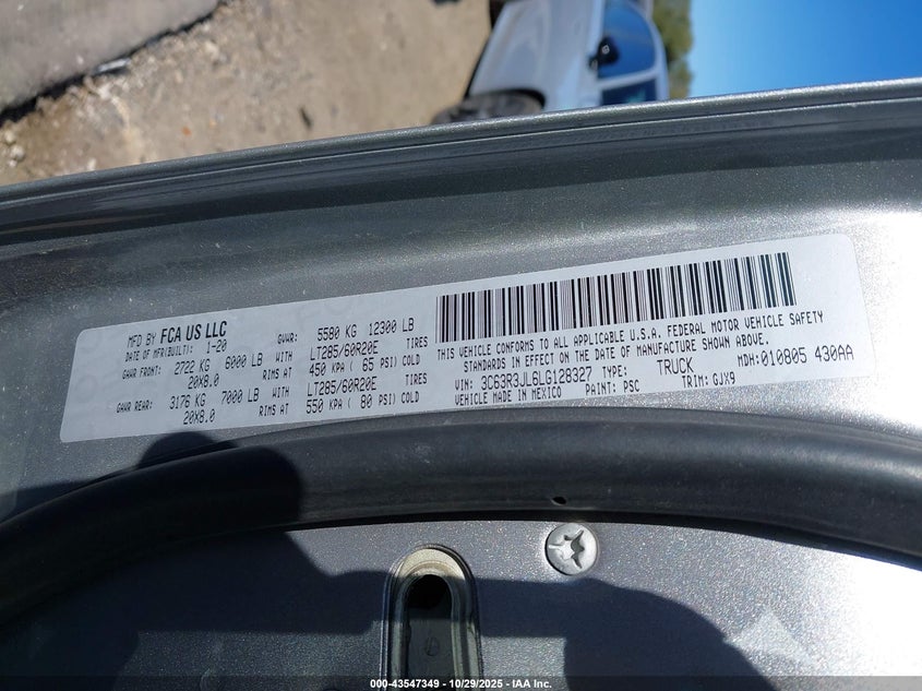 2020 Ram 3500 Laramie 4X4 8' Box VIN: 3C63R3JL6LG128327 Lot: 43547349