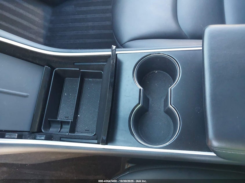 2020 Tesla Model Y Long Range Dual Motor All-Wheel Drive VIN: 5YJYGDEE4LF011180 Lot: 43547400