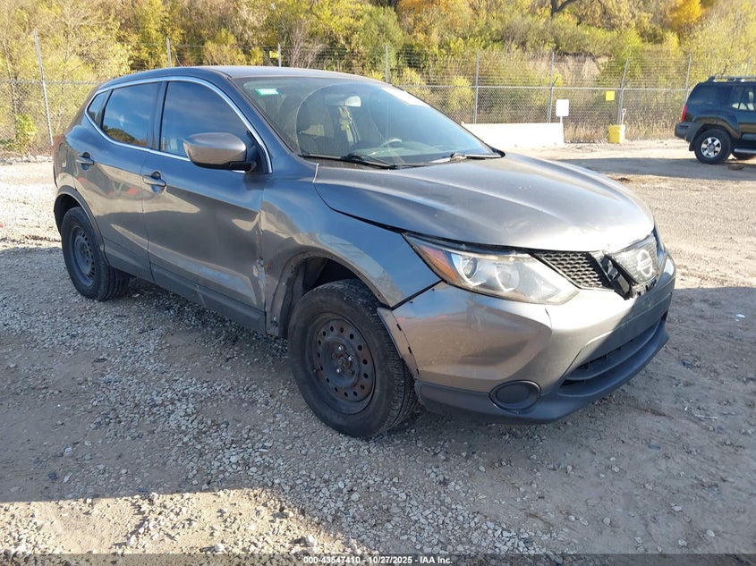 NISSAN ROGUE SPORT S