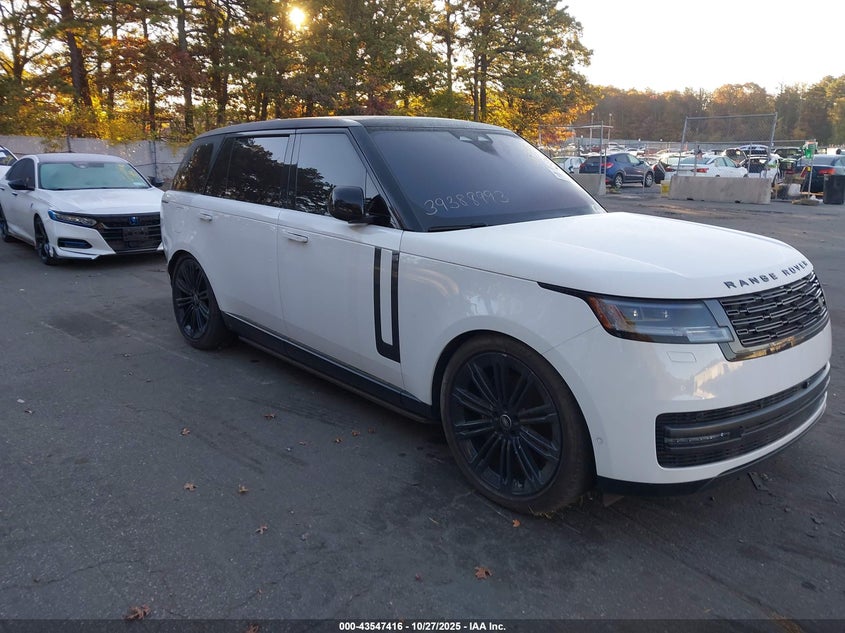 LAND ROVER RANGE ROVER P400 SE