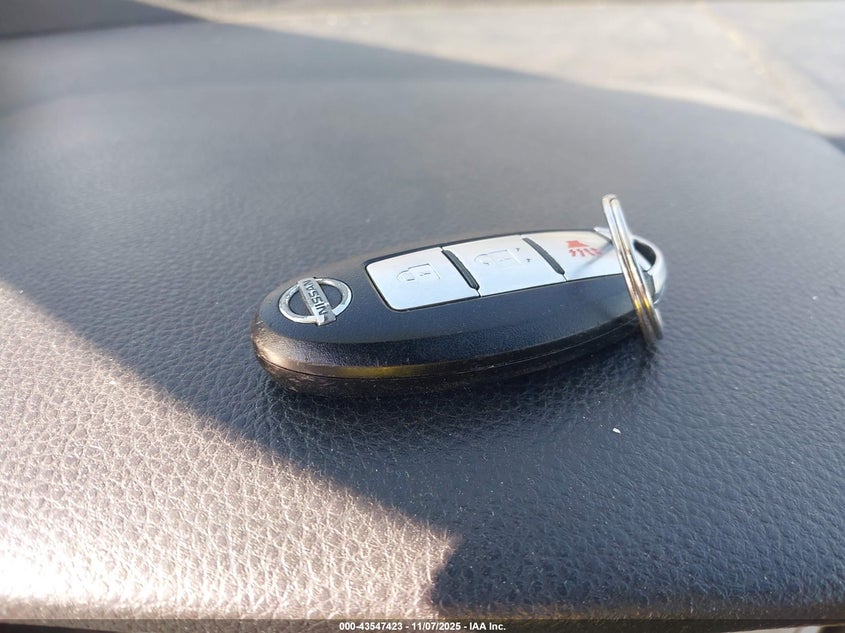 2009 Nissan Versa 1.8Sl VIN: 3N1BC13E79L360687 Lot: 43547423