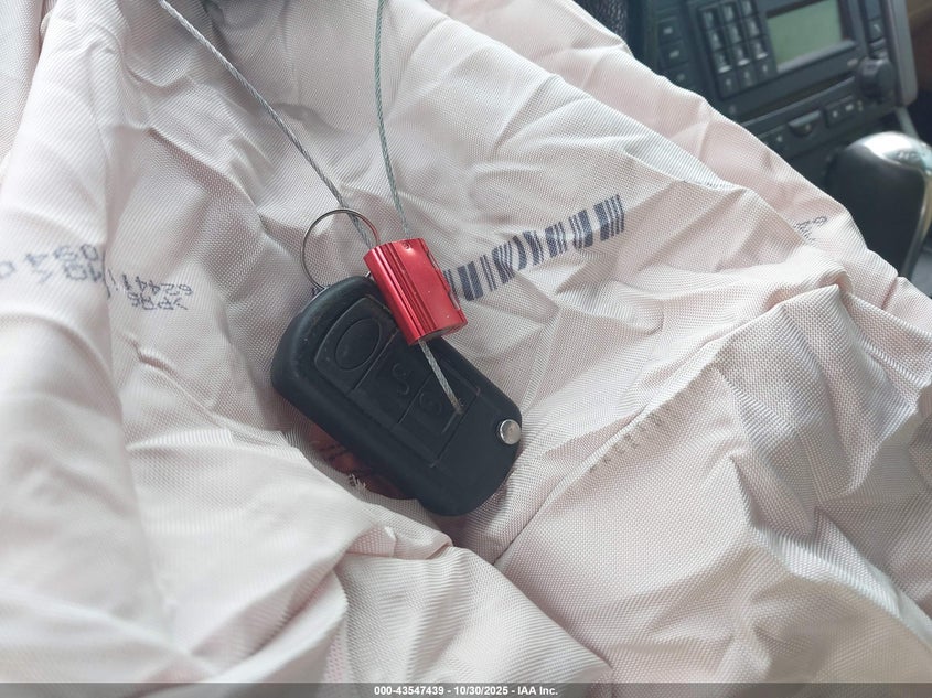 2008 Land Rover Range Rover Sport Hse VIN: SALSF25488A125650 Lot: 43547439