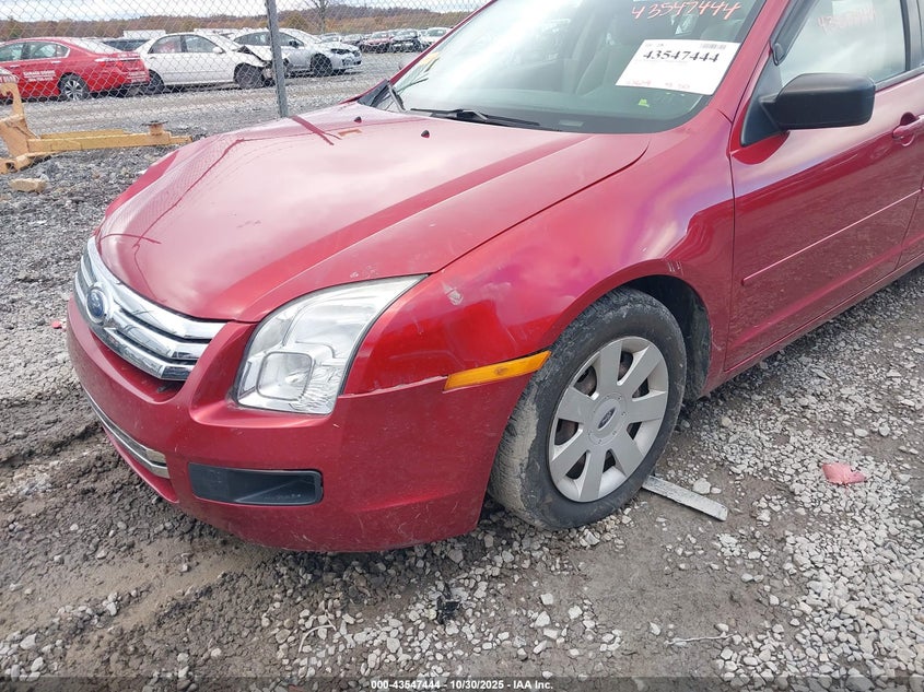 2007 Ford Fusion S VIN: 3FAHP06Z67R125833 Lot: 43547444