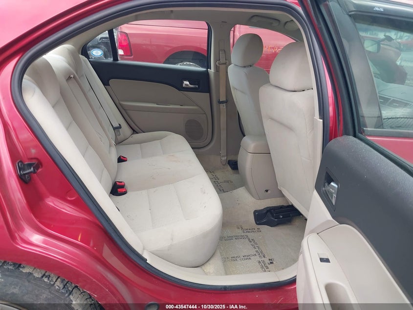 2007 Ford Fusion S VIN: 3FAHP06Z67R125833 Lot: 43547444