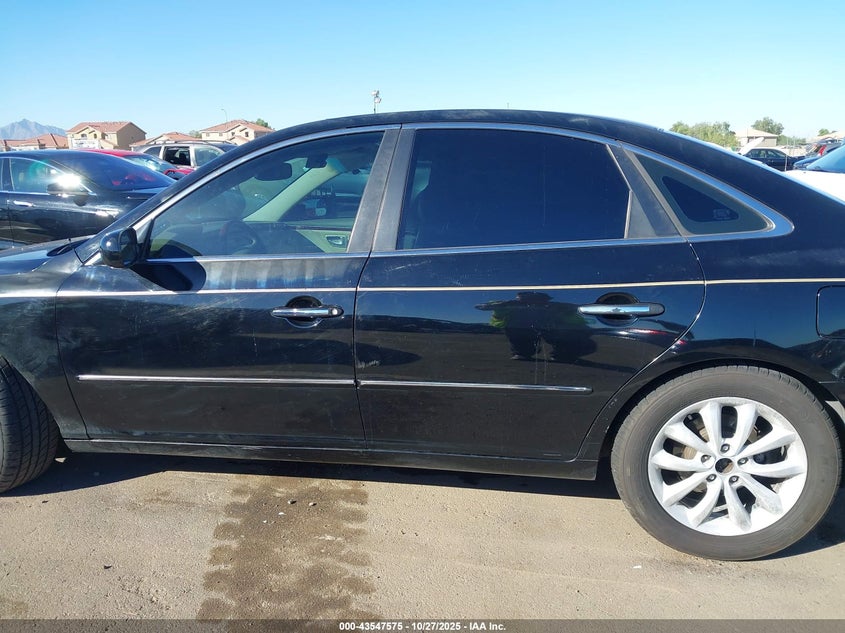 2006 Hyundai Azera Limited/Se VIN: KMHFC46F86A112693 Lot: 43547575