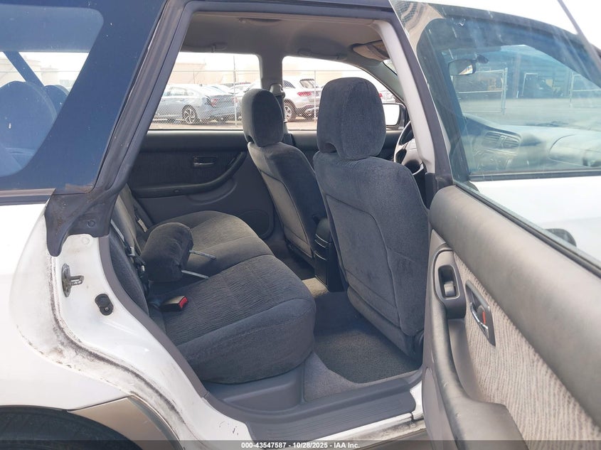 2000 Subaru Outback VIN: 4S3BH6651Y7618924 Lot: 43547587