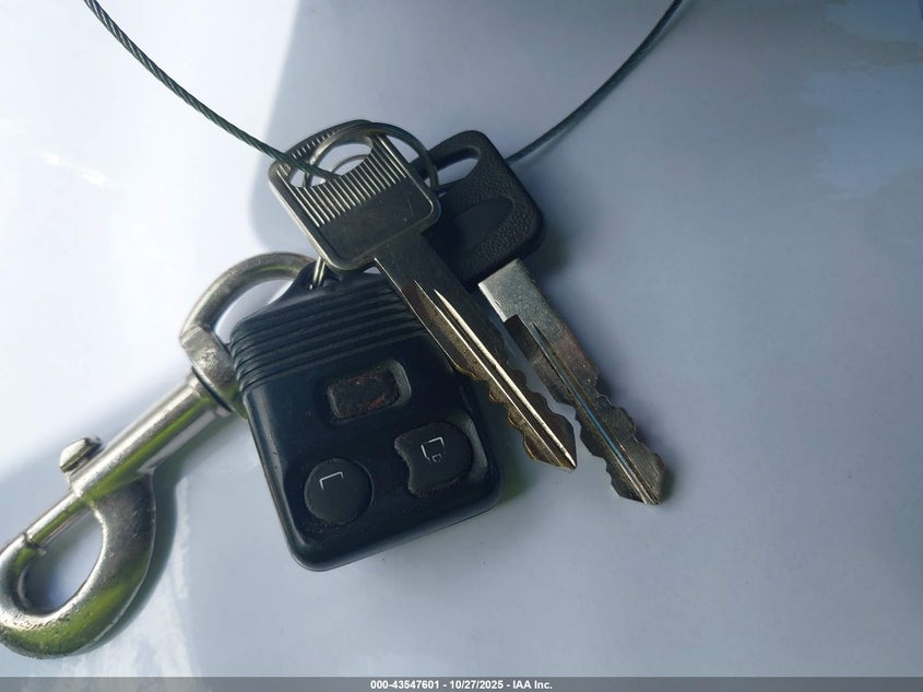 2008 Ford E-350 Super Duty Commercial/Recreational VIN: 1FTSS34LX8DA95633 Lot: 43547601