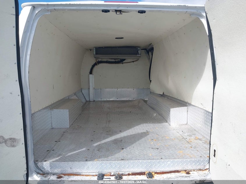 2008 Ford E-350 Super Duty Commercial/Recreational VIN: 1FTSS34LX8DA95633 Lot: 43547601