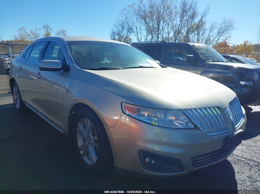 2011 Lincoln Mks
