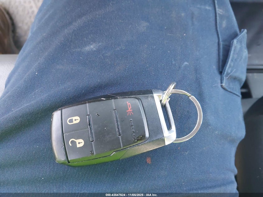 2022 Ram 3500 Tradesman 4X2 8' Box VIN: 3C63RPGLXNG319959 Lot: 43547624