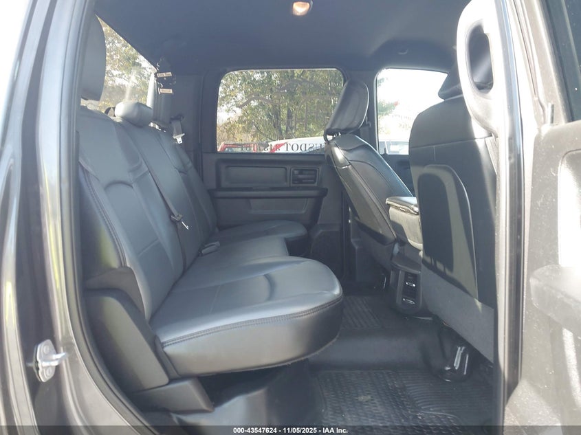 2022 Ram 3500 Tradesman 4X2 8' Box VIN: 3C63RPGLXNG319959 Lot: 43547624