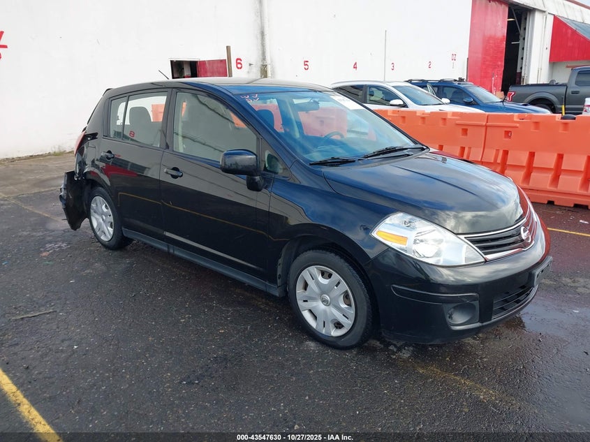 NISSAN VERSA 1.8S