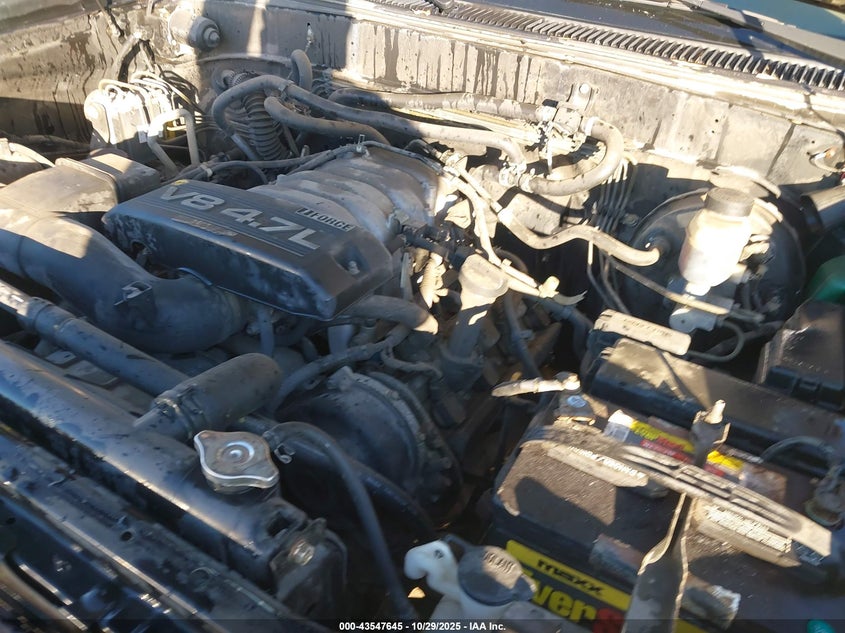 2004 Toyota Sequoia Sr5 V8 VIN: 5TDZT34A64S208079 Lot: 43547645