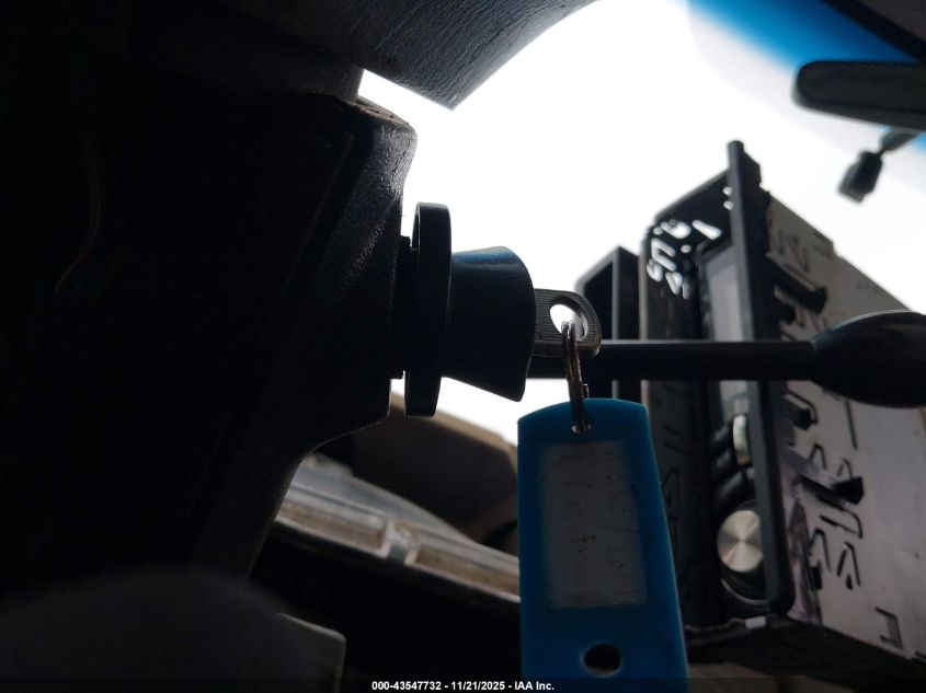 2001 Ford F-550 Xl/Xlt VIN: 1FDAF57S01ED14819 Lot: 43547732