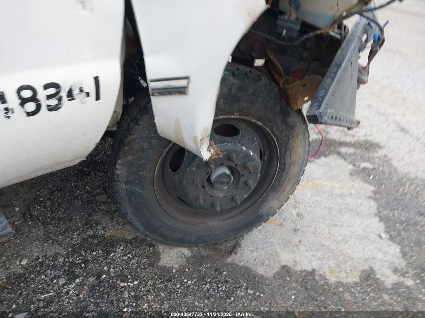 2001 Ford F-550 Xl/Xlt VIN: 1FDAF57S01ED14819 Lot: 43547732