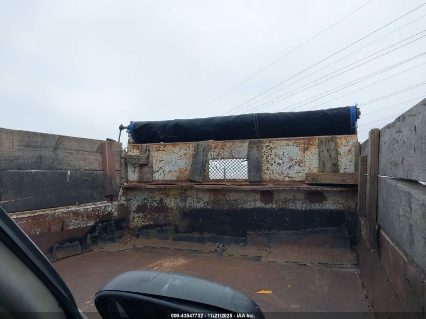 2001 Ford F-550 Xl/Xlt VIN: 1FDAF57S01ED14819 Lot: 43547732