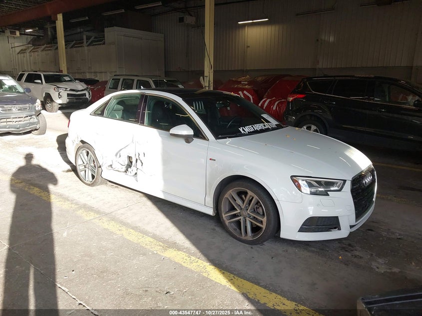 AUDI A3 2.0T PREMIUM/2.0T TECH PREMIUM