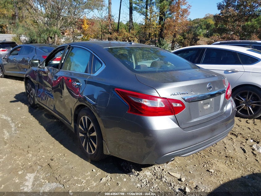 1N4AL3AP8JC229170 2018 NISSAN ALTIMA photo no. 3