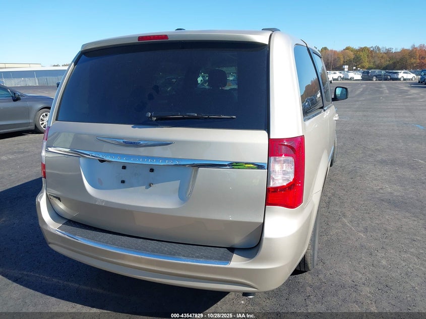 2C4RC1BG8DR539752 2013 CHRYSLER TOWN & COUNTRY photo no. 4