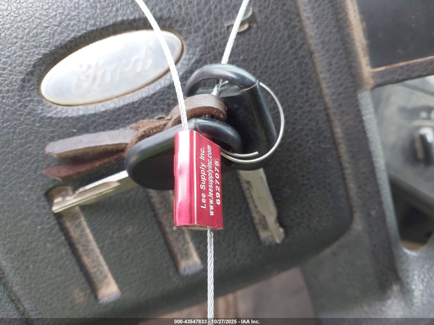 2008 Ford F-350 Chassis Xl/Xlt VIN: 1FDWF37R08EA75385 Lot: 43547833