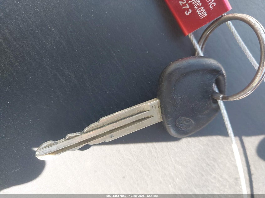 2002 Hyundai Sonata Gls/Lx VIN: KMHWF35H22A638266 Lot: 43547842