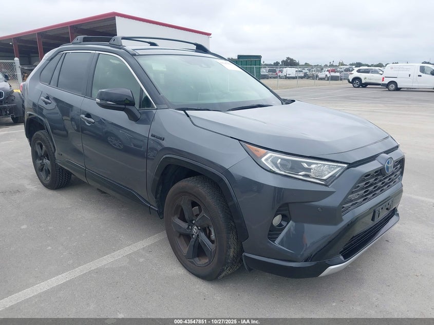 TOYOTA RAV4 HYBRID XSE