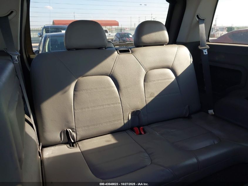 2005 Ford Explorer Xlt/Xlt Sport VIN: 1FMZU73K05UC00017 Lot: 43548023