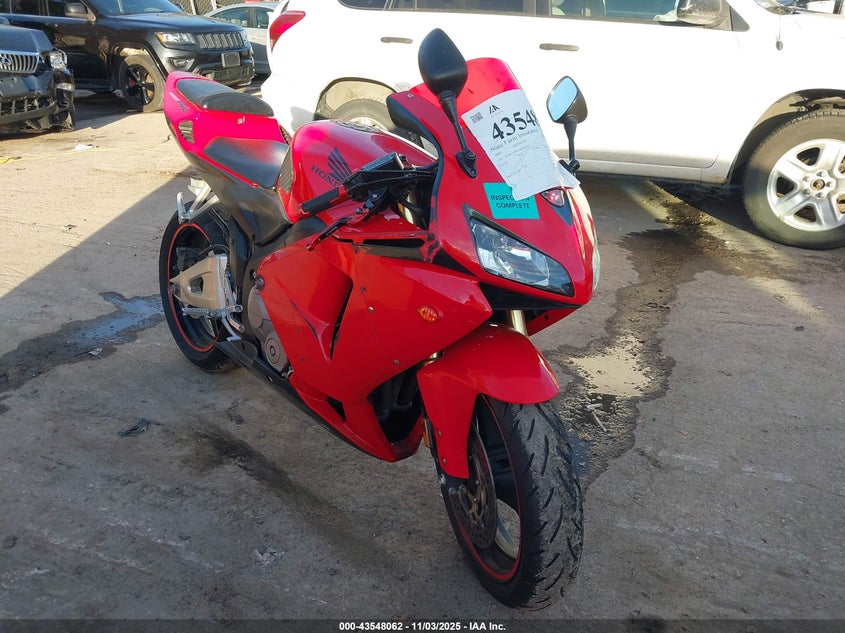 2005 HONDA CBR600 RR - JH2PC370X5M204051