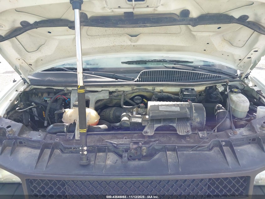 2017 Chevrolet Express 2500 Work Van VIN: 1GCWGAF17H1197346 Lot: 43548065