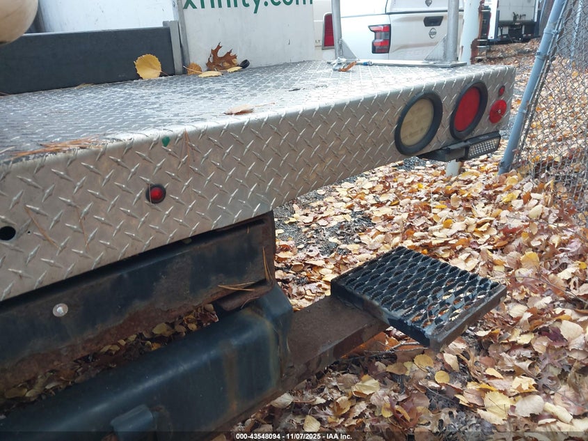 2015 Ford F-450 Chassis Xl VIN: 1FDUF4HY7FEB25747 Lot: 43548094