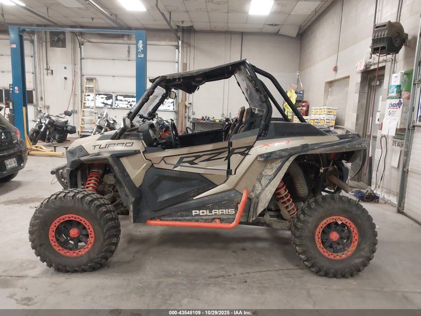 2021 Polaris Rzr Xp Turbo VIN: 3NSNAE921MF576626 Lot: 43548109
