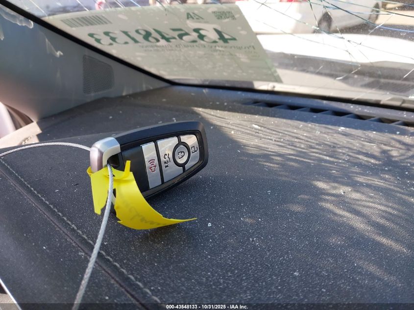 2022 Ford F-150 Lightning Pro VIN: 1FTVW1EL9NWG02378 Lot: 43548133