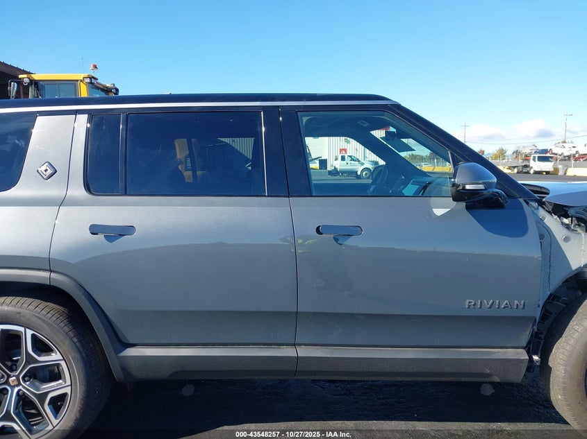 2026 Rivian R1S VIN: 7PDSGCBA8TN075797 Lot: 43548257
