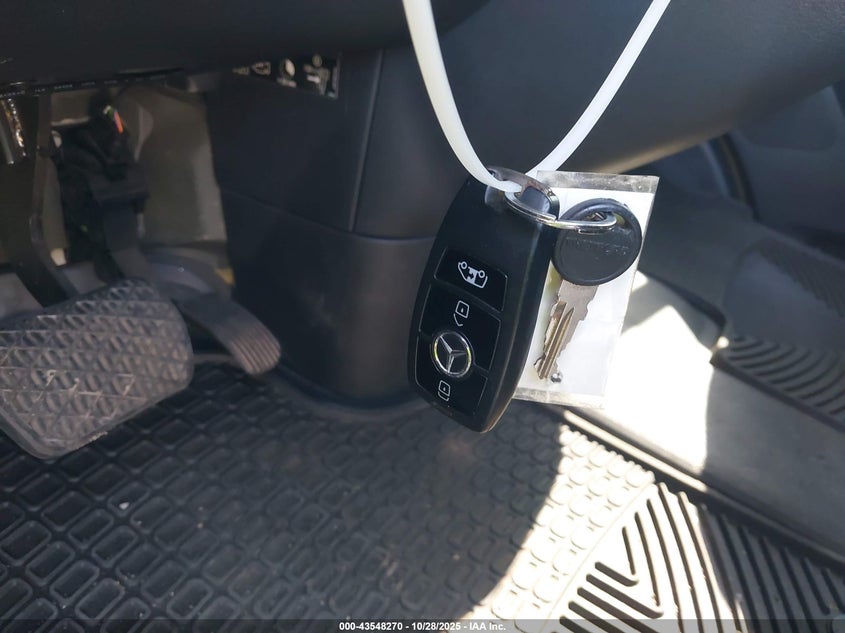 2021 Mercedes-Benz Sprinter 2500 Standard Roof V6 VIN: W1W4EBVY3MP412444 Lot: 43548270