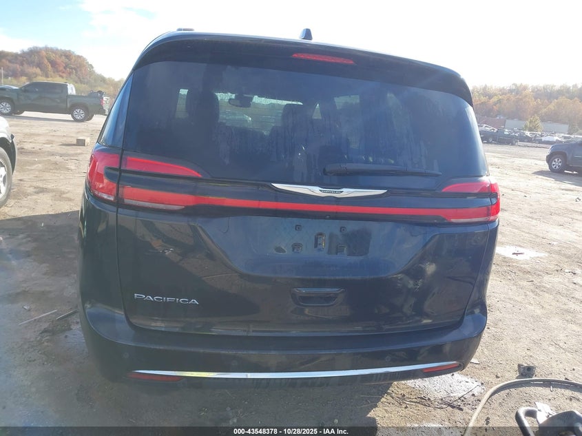 2022 Chrysler Pacifica Touring L VIN: 2C4RC1BG8NR128241 Lot: 43548378