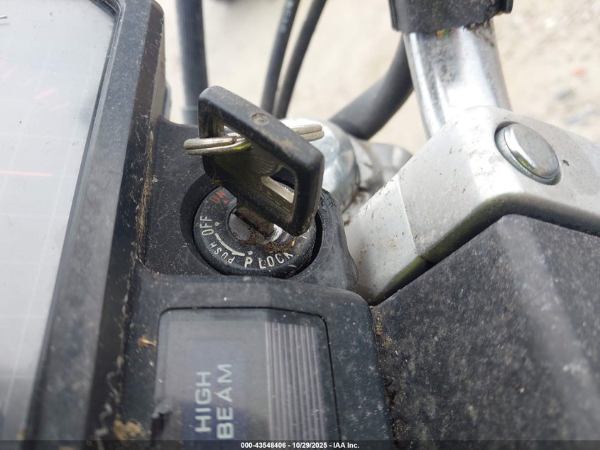 1985 Honda Cb650 Sc VIN: JH2RC1300FM207789 Lot: 43548406