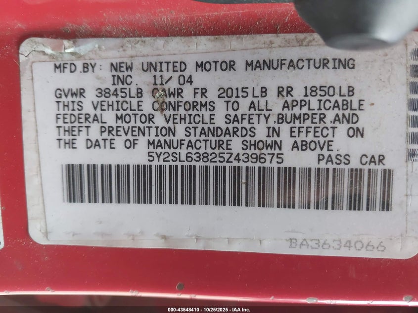 2005 Pontiac Vibe VIN: 5Y2SL63825Z439675 Lot: 43548410