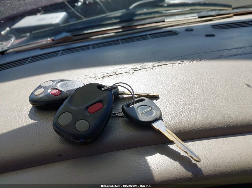 2005 Chevrolet Silverado 1500 Z71 VIN: 2GCEK13T151235918 Lot: 43548508