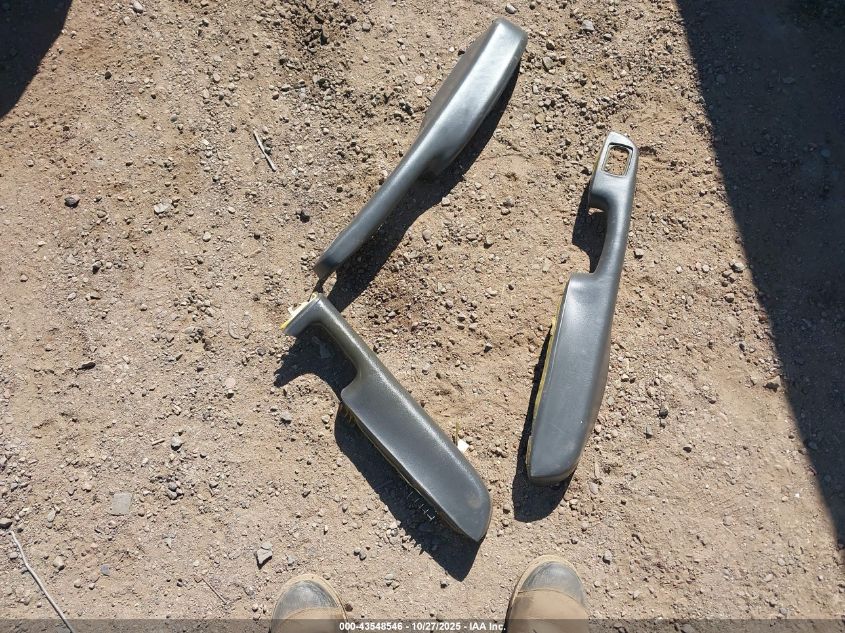 2004 Chevrolet Avalanche 1500 VIN: 3GNEC12T84G216505 Lot: 43548546