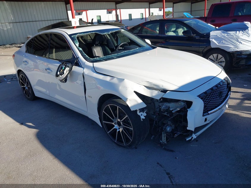 INFINITI Q50 3.0T PREMIUM