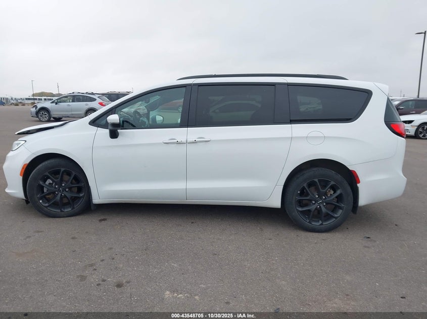 2023 Chrysler Pacifica Touring L Awd VIN: 2C4RC3BG2PR528164 Lot: 43548705