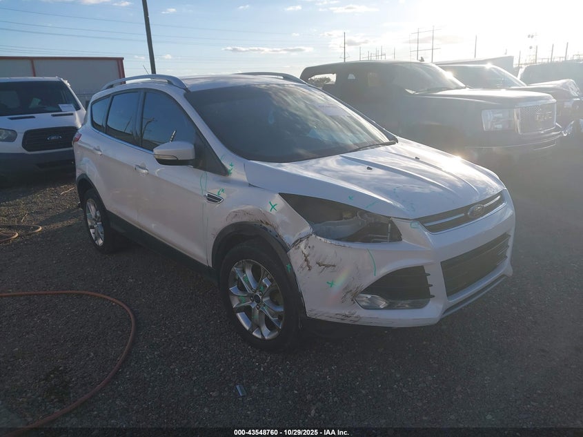 FORD ESCAPE TITANIUM