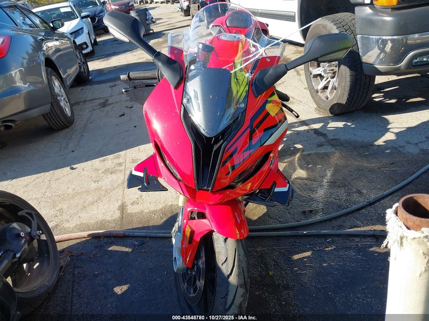 WB10E630XR6J82443 2024 BMW S 1000 photo no. 5